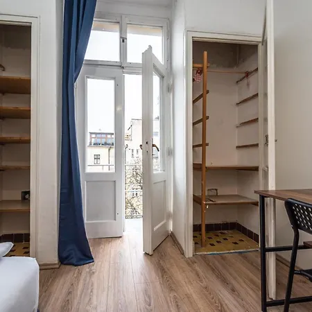 Apartments Safarikova 18 Prague Exterior photo