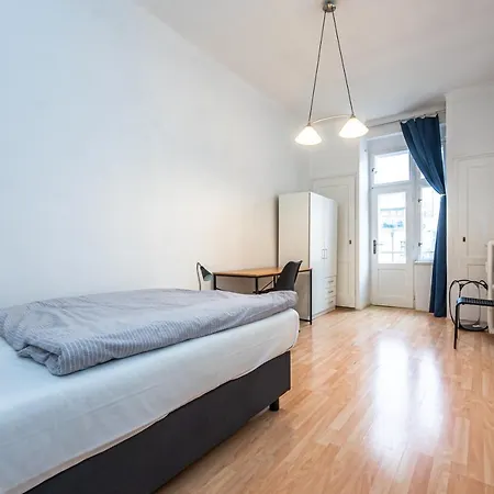 Apartments Safarikova 18 Prague Exterior photo
