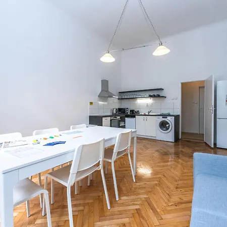 Apartments Safarikova 18 Prague Exterior photo