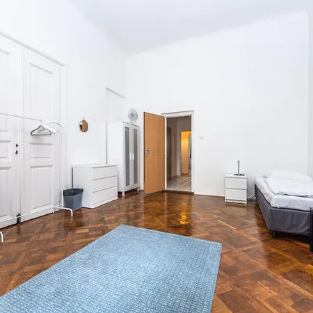 Apartments Safarikova 18 Prague Exterior photo