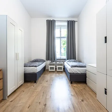 Apartments Safarikova 18 Prague Exterior photo