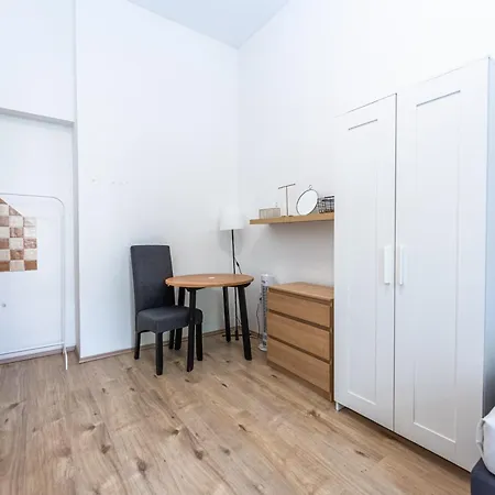 Apartments Safarikova 18 Prague Exterior photo