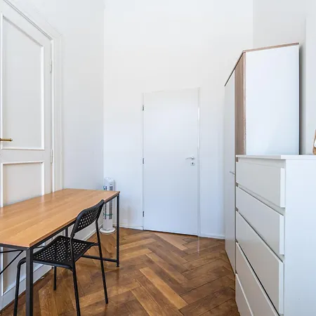 Apartments Safarikova 18 Prague Exterior photo