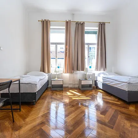 Apartments Safarikova 18 Prague Exterior photo
