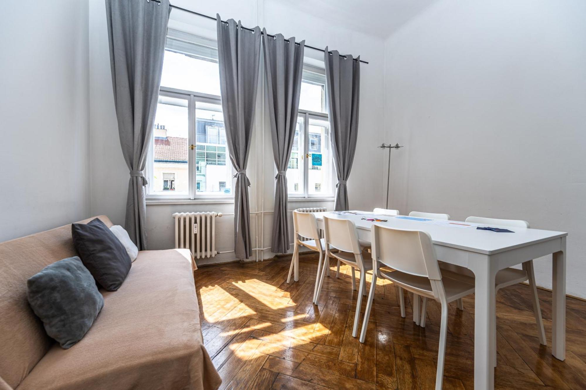 Safarikova 18 Apartmán Praha